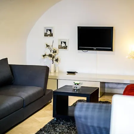 Luan Old Town By Duhomes *