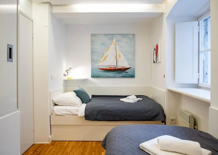 Luan Old Town By Duhomes