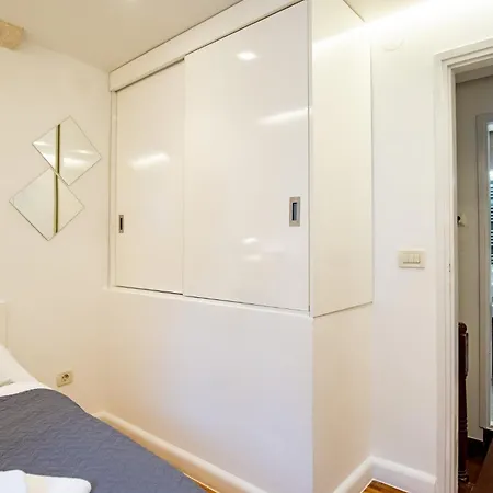 Luan Old Town By Duhomes Apartman